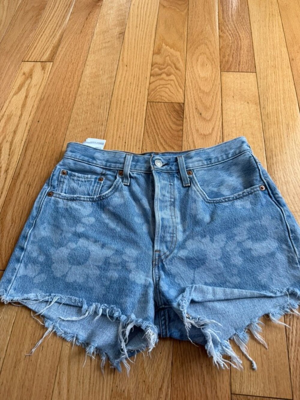Levi’s 501 Original Floral Bleach Wash Distressed Cutoff Denim Shorts Size 27